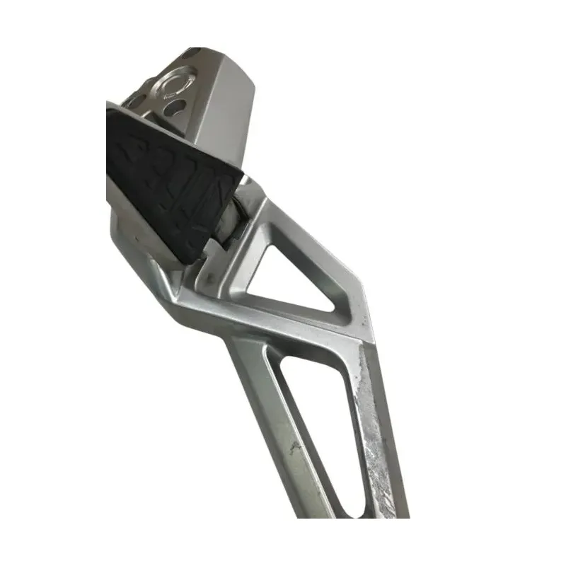 Platine et repose pieds arriere gauche HONDA XADV 750 2017-2020