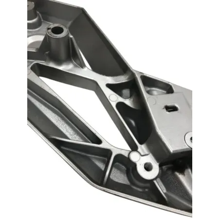 Platine et repose pieds arriere droit HONDA XADV 750 2017-2020