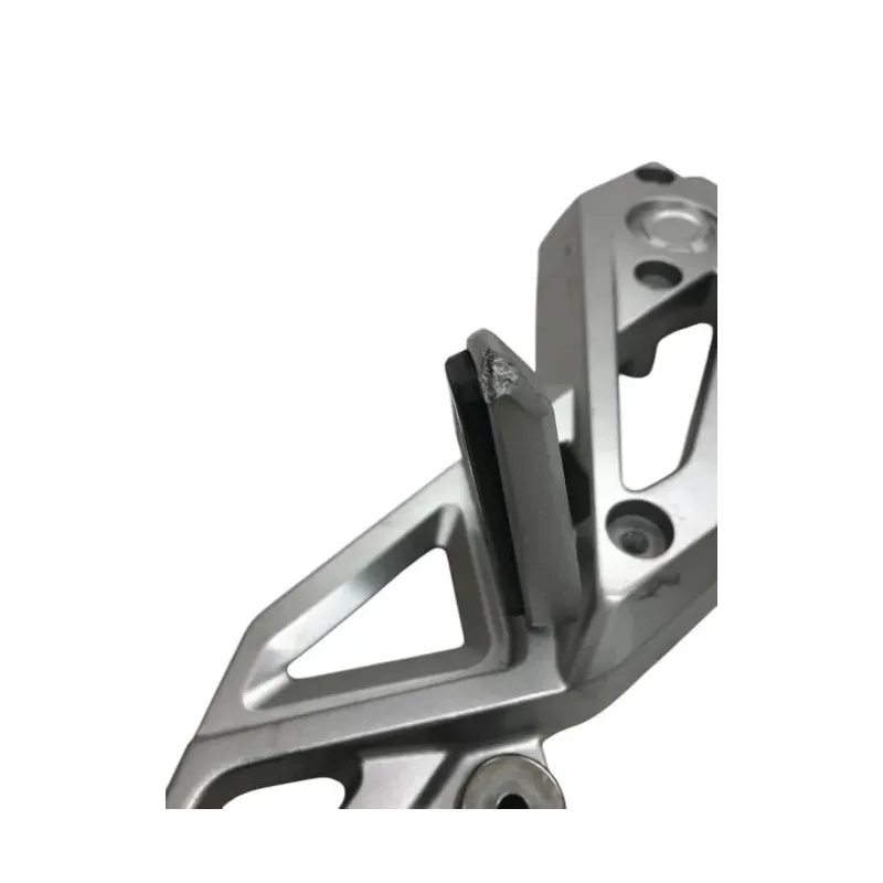 Platine et repose pieds arriere droit HONDA XADV 750 2017-2020