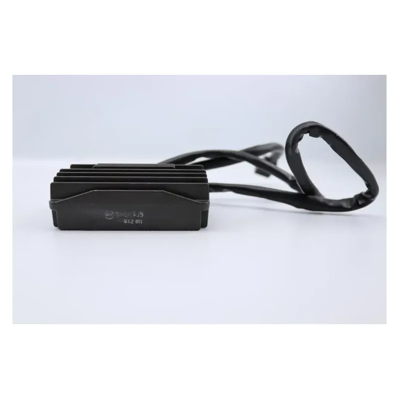 Regulateur charge batterie PIAGGIO MP3 500 LT SPORT 2011 - 2013