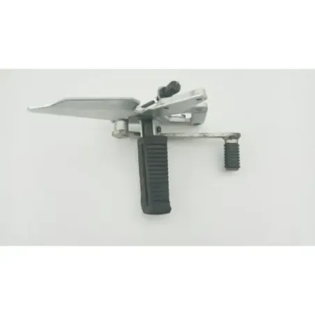 Platine avant droite SUZUKI GS 500 2001 - 2002