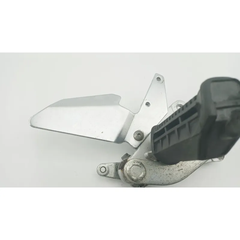 Platine avant droite SUZUKI GS 500 2001 - 2002