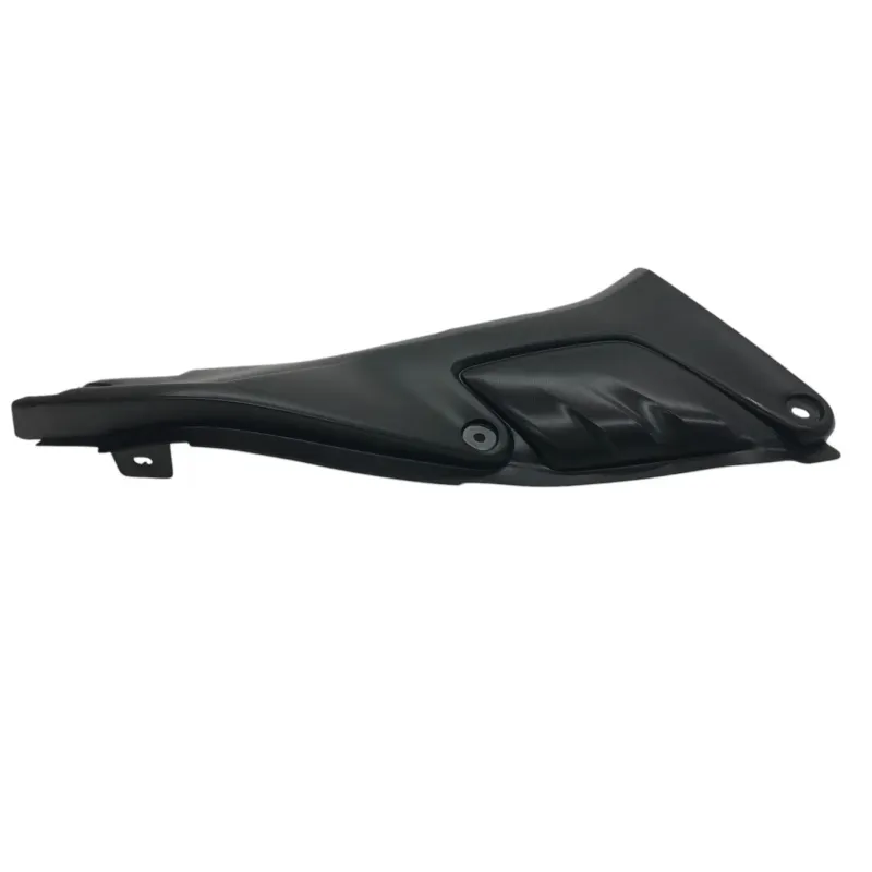 Cache carenage sous selle gauche YAMAHA MT 125 2021-2024