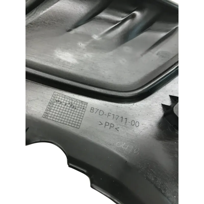 Cache carenage sous selle gauche YAMAHA MT 125 2021-2024