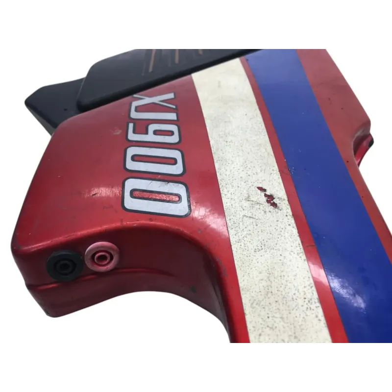 Cache carenage sous selle gauche YAMAHA XJ 900 1985-1990