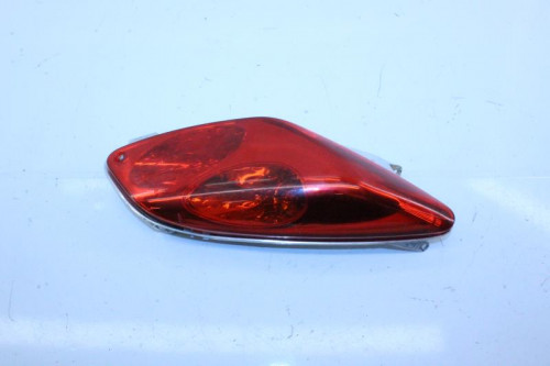 Feu arriere droit YAMAHA XMAX 125 06-09