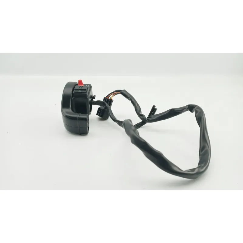 Commodo droit HYOSUNG BOBBER 125 2024 - 2025