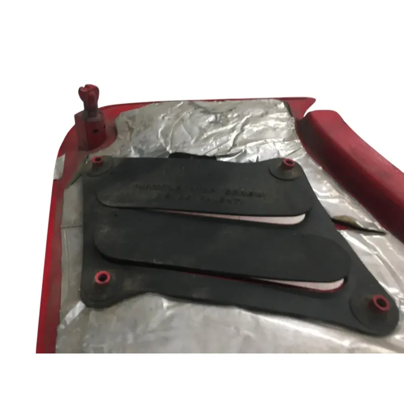 Cache carenage sous selle droit HONDA CBR 1000 F 1989-1992