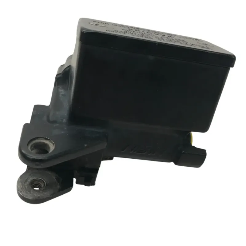Maitre cylindre frein avant SUZUKI AN 650 2003-2012 BURGMAN