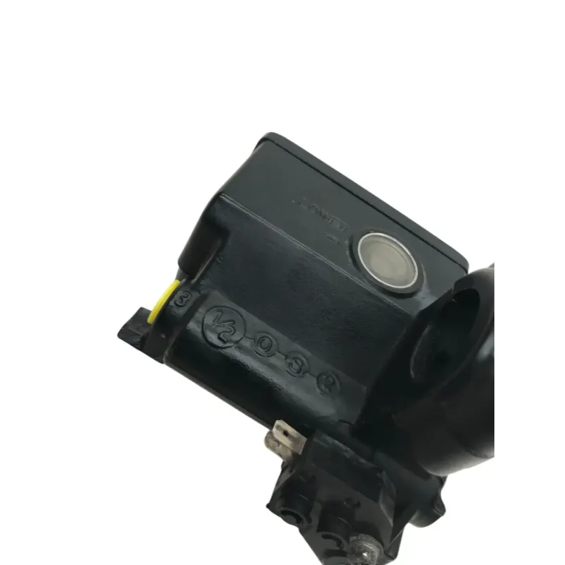 Maitre cylindre frein avant SUZUKI AN 650 2003-2012 BURGMAN