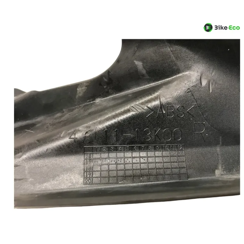 Cache carenage coque arriere droit SUZUKI GSXS 750 2017-2021