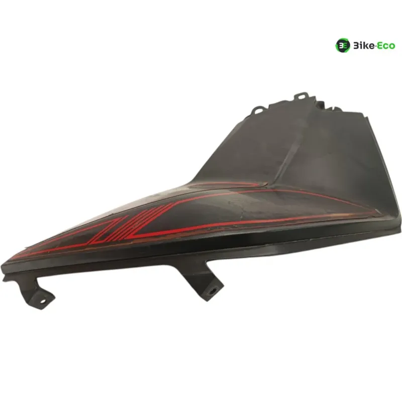 Cache reservoir droit KTM DUKE 125 2011-2016