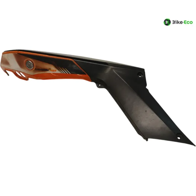 Cache carenage coque arriere gauche KTM DUKE 125 2011-2016