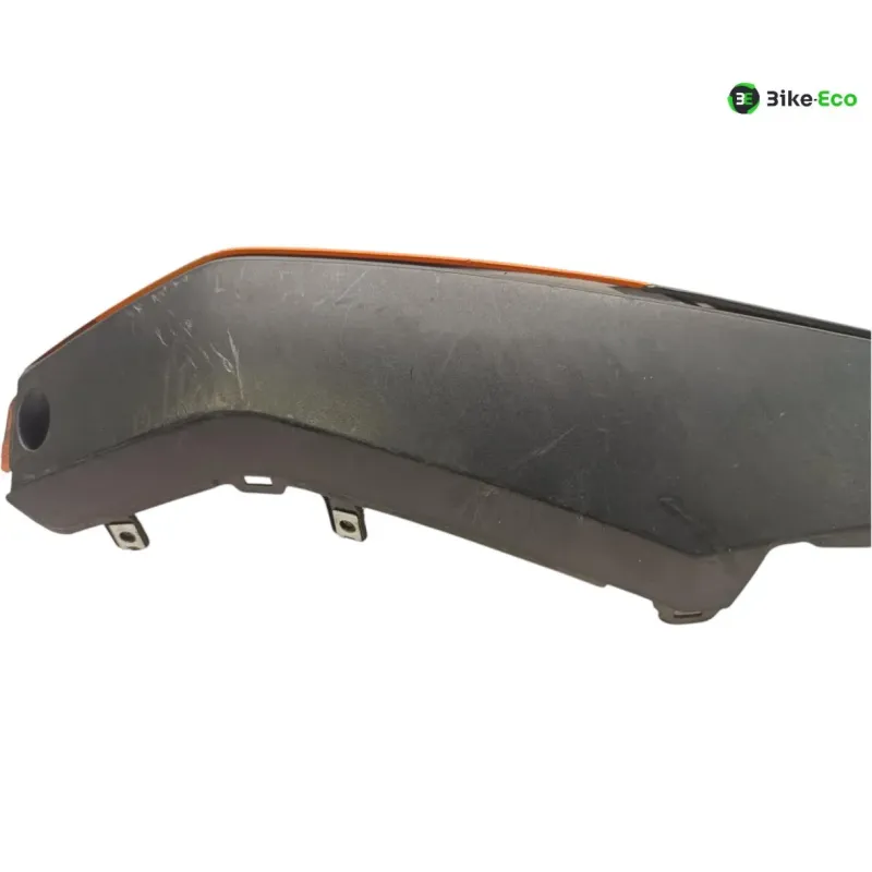 Cache carenage coque arriere droit KTM DUKE 125 2011-2016