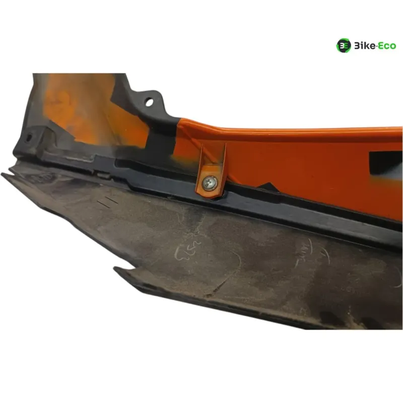 Cache carenage coque arriere droit KTM DUKE 125 2011-2016