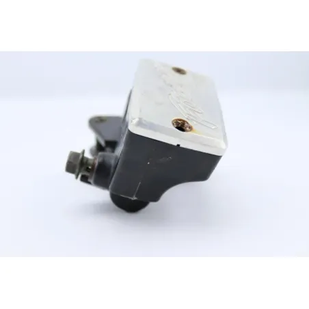 Maitre cylindre frein avant YAMAHA FZS 600 FAZER 1998 - 2001