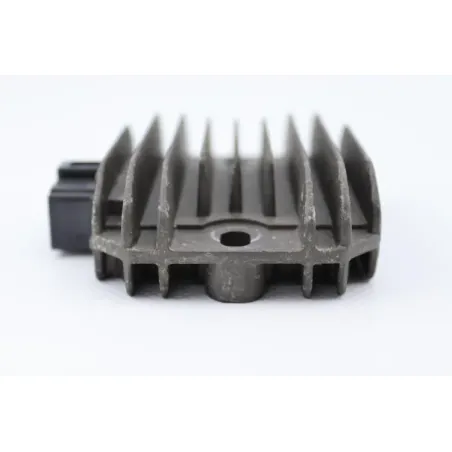 Regulateur charge batterie PIAGGIO VESPA LXV 125 2006 - 2009