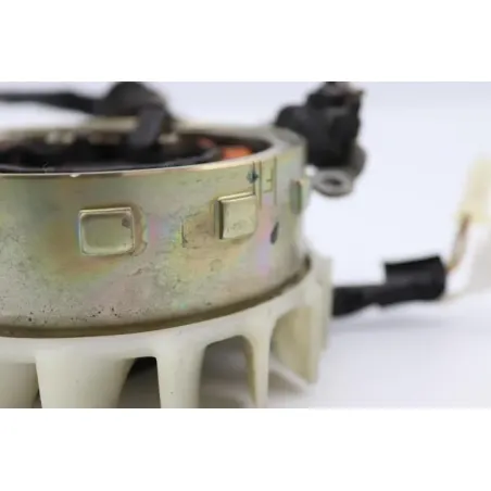 Rotor volant moteur YAMAHA NEOS 50 4 2009 - 2010