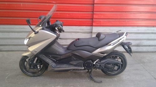 YAMAHA 530 TMAX