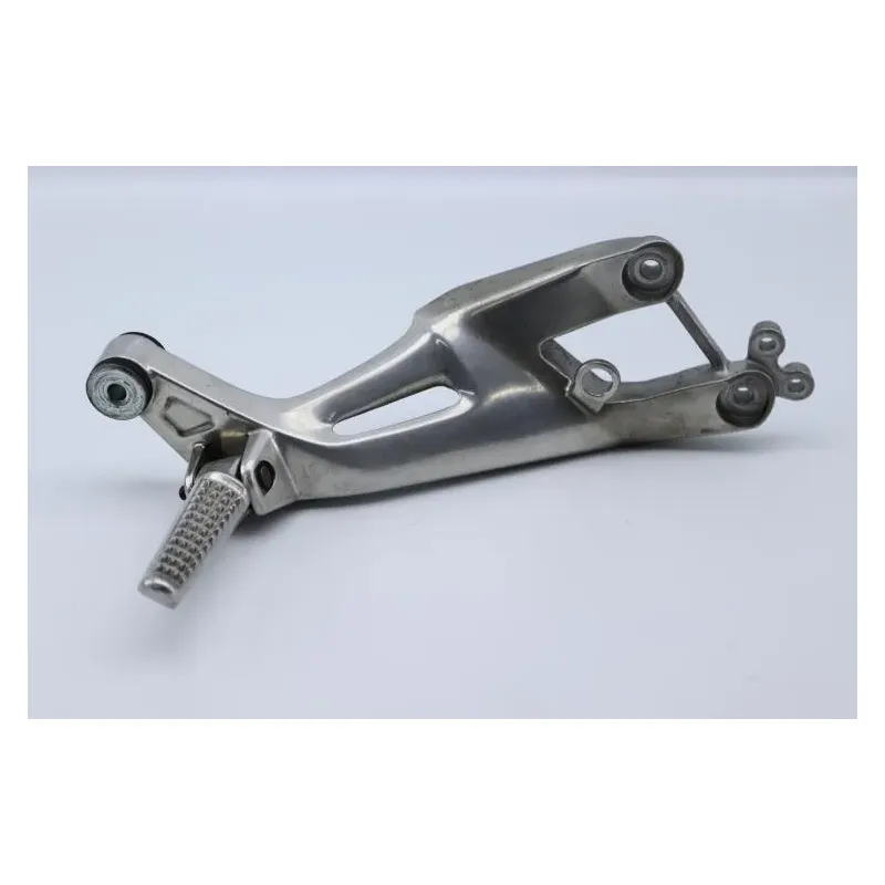 Platine arriere droite HONDA CBR 1100 XX 1998 - 1998