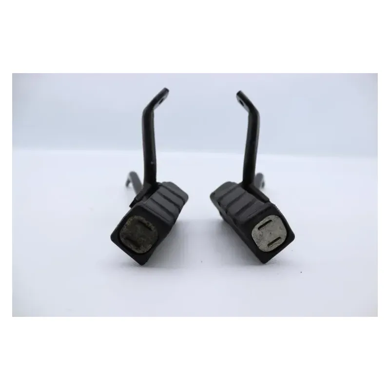 Repose pieds arriere droit HONDA PES 125 2006 - 2010