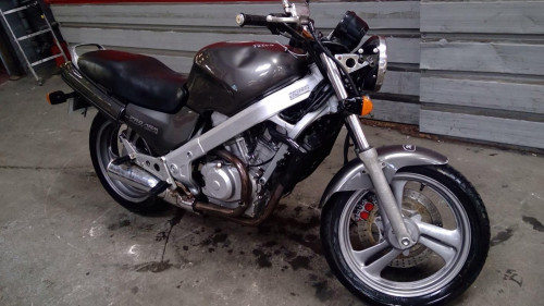 HONDA 650 NTV