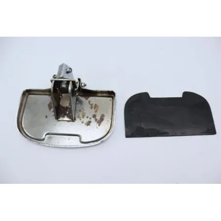 Repose pieds arriere droit HONDA VT 125 SHADOW 2001 - 2002