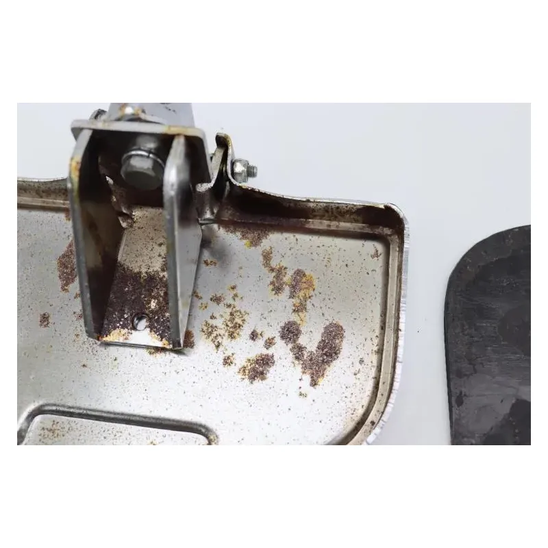 Repose pieds arriere droit HONDA VT 125 SHADOW 2001 - 2002