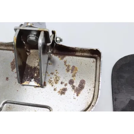 Repose pieds arriere droit HONDA VT 125 SHADOW 2001 - 2002