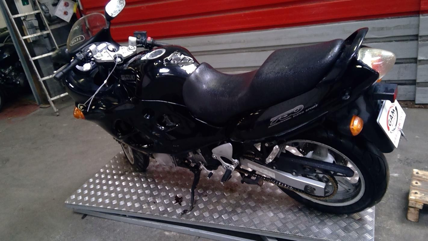 SUZUKI 750 GSXF - BIKE-ECO