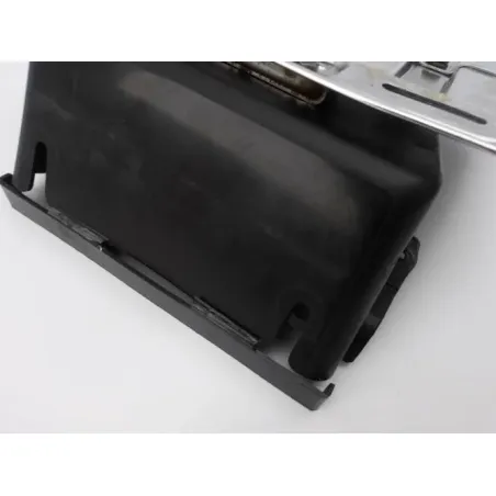 Support de plaque et eclairage YAMAHA XJ 750 1982 - 1983