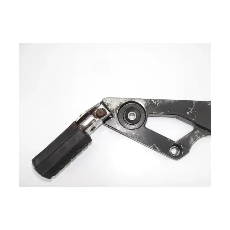 Platine arriere droite YAMAHA XJ 750 1982 - 1983