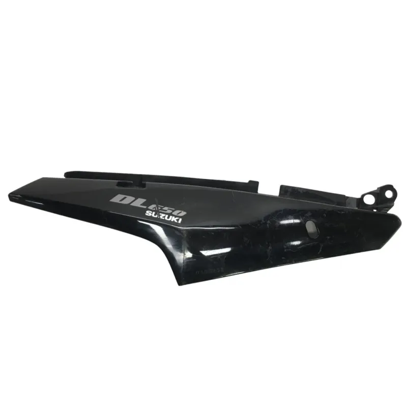 Cache carenage coque arriere droit SUZUKI DL 650 2007-2011 VSTROM