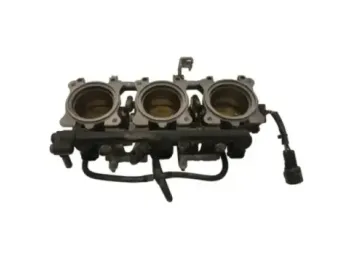 Rampe d'injection TRIUMPH STREET TRIPLE 675 2007-2011