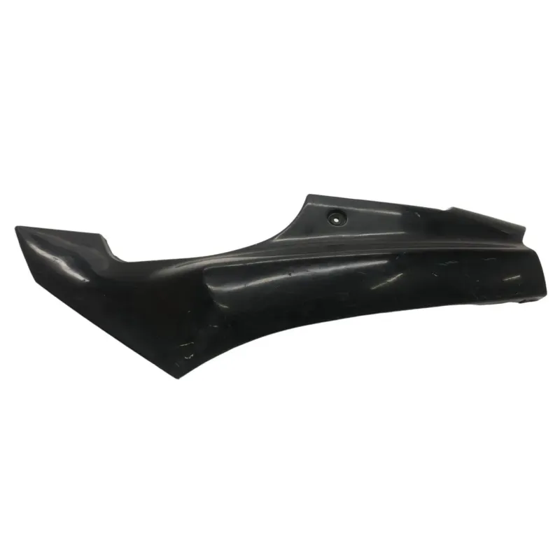 Cache carenage coque arriere gauche SUZUKI RG 125 F 1992-1996 GAMMA