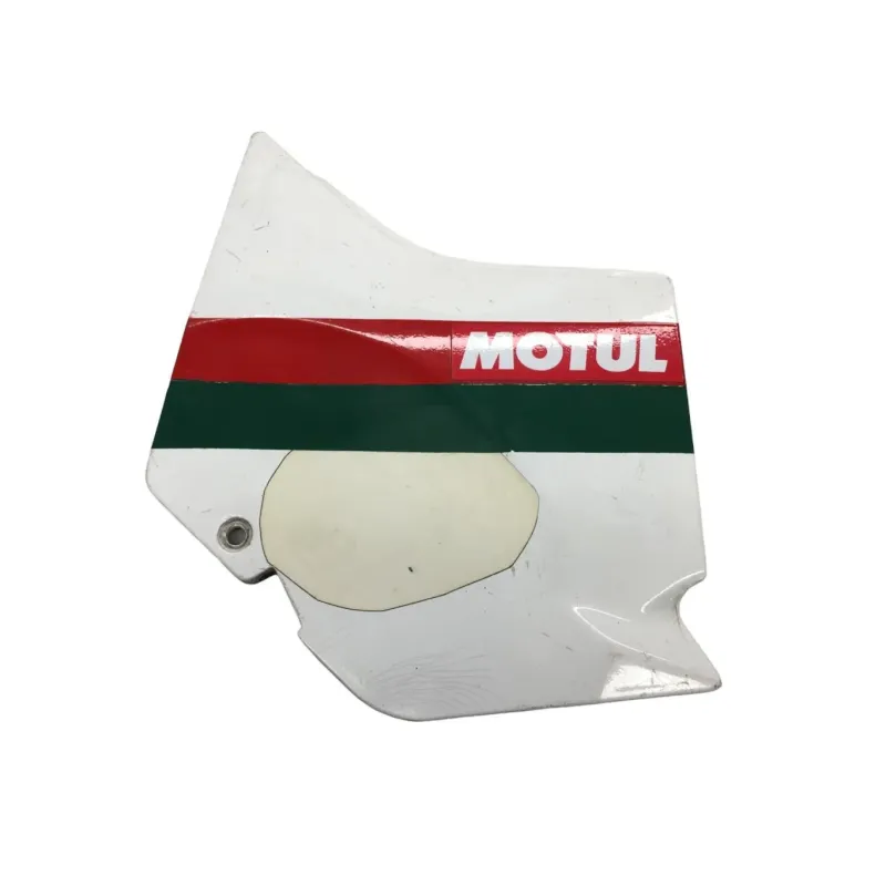 Cache carenage sous selle gauche SUZUKI GSXR 750 1985-1987