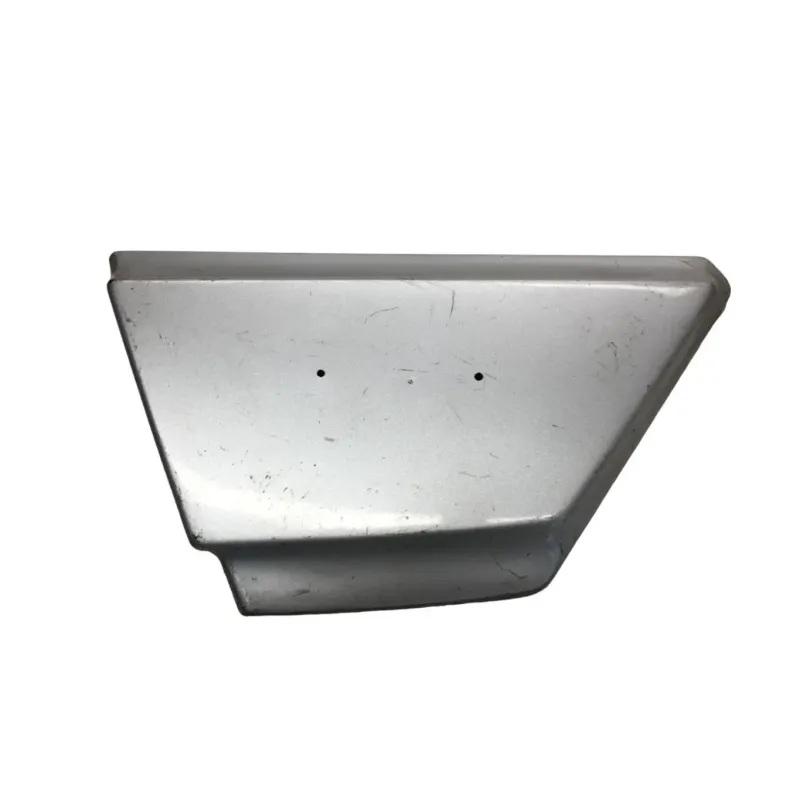Cache carenage sous selle gauche KAWASAKI GPZ 550 1981-1985
