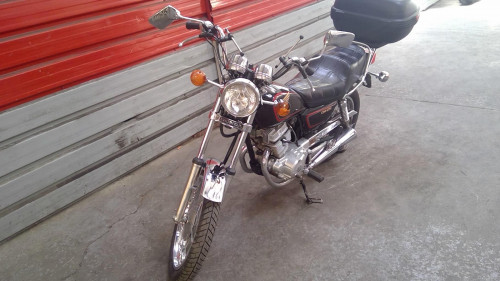 HONDA 125 CUSTOM