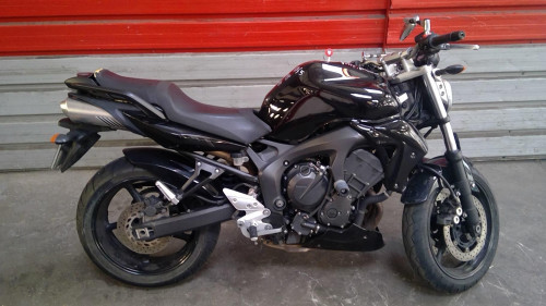 YAMAHA 600 FZ6