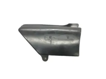Cache carenage sous selle droit SUZUKI GS 750 1977-1978