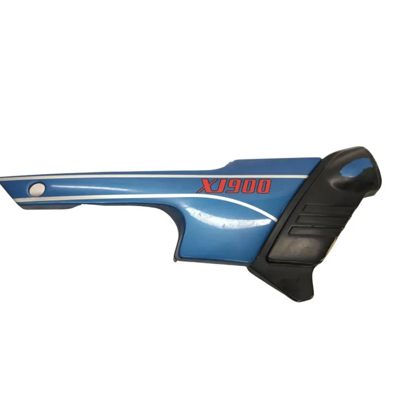 Cache carenage sous selle droit YAMAHA XJ 900 1983-1984