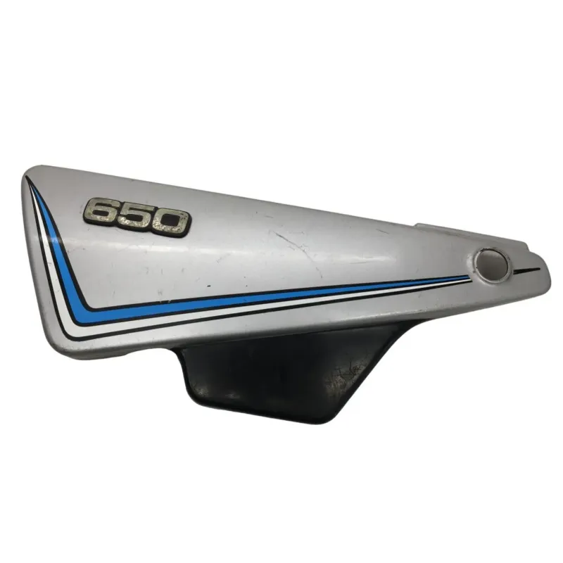 Cache carenage sous selle gauche YAMAHA XJ 650 1980-1983