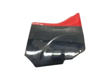 Cache carenage sous selle droit SUZUKI GSXR 750 1985-1987