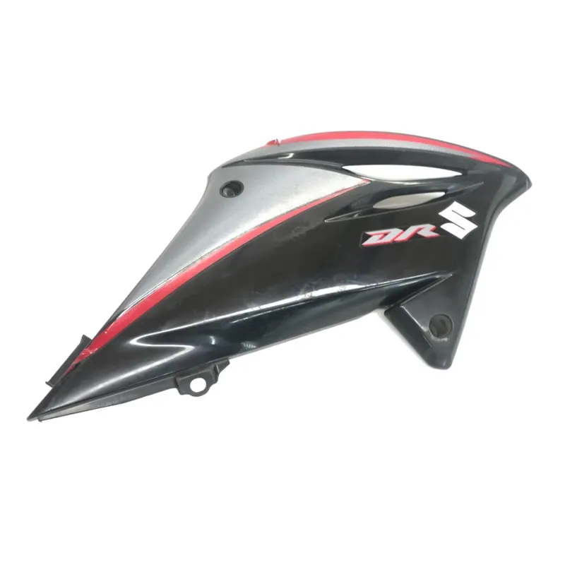 Cache reservoir droit SUZUKI DR 125 SM 2008-2014