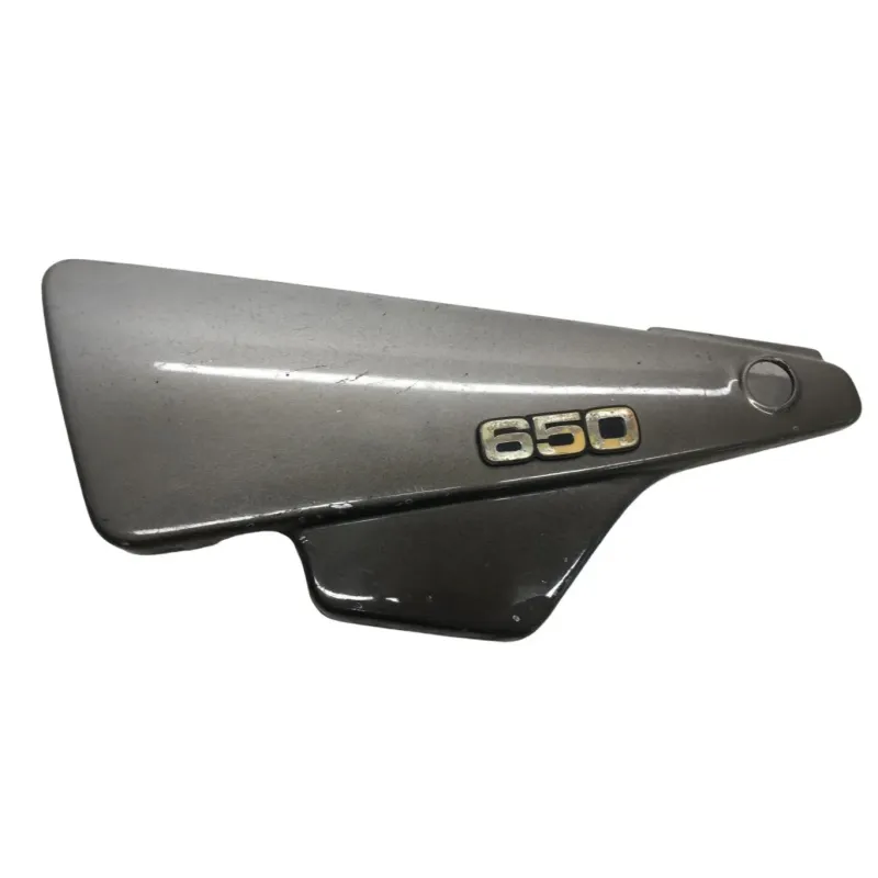 Cache carenage sous selle gauche YAMAHA XJ 650 1980-1983