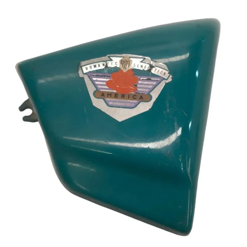 Cache carenage sous selle droit APRILIA RED ROSE 125 1987-1994