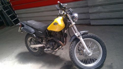 YAMAHA 125 TW