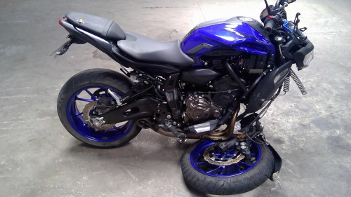 YAMAHA MT07