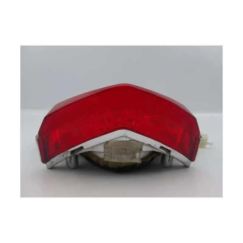 Feu arriere QUADRO D 350 2012 - 2013