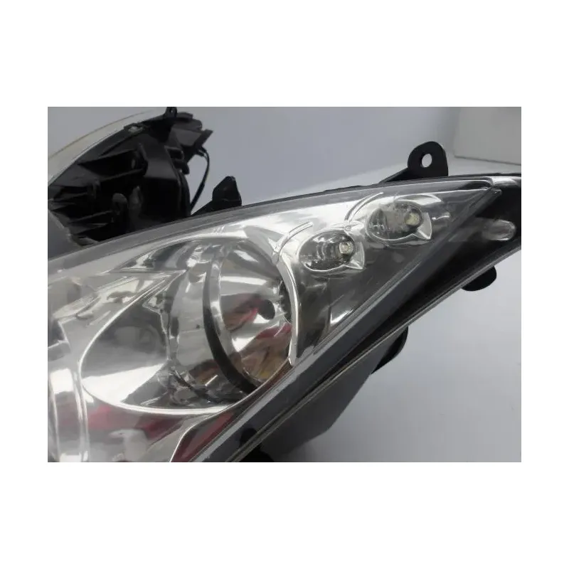 Optique (feux)(phare) QUADRO D 350 2012 - 2013